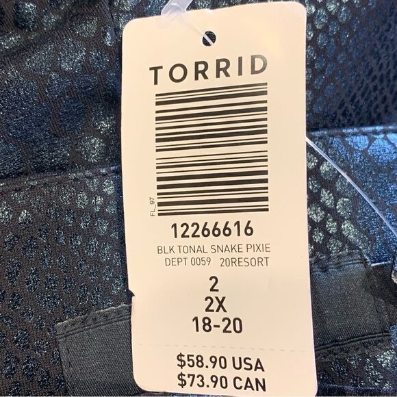 Torrid Black Tonal Snake Pixie Pants Torrid Size 2/2X - Picture 8 of 12